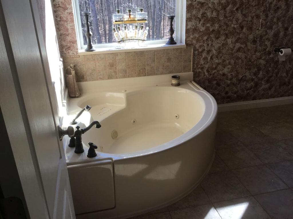 Holiday home Poconos Harmony Jackfrost Pocono Raceway Camelback Mount Airy Albrightsville