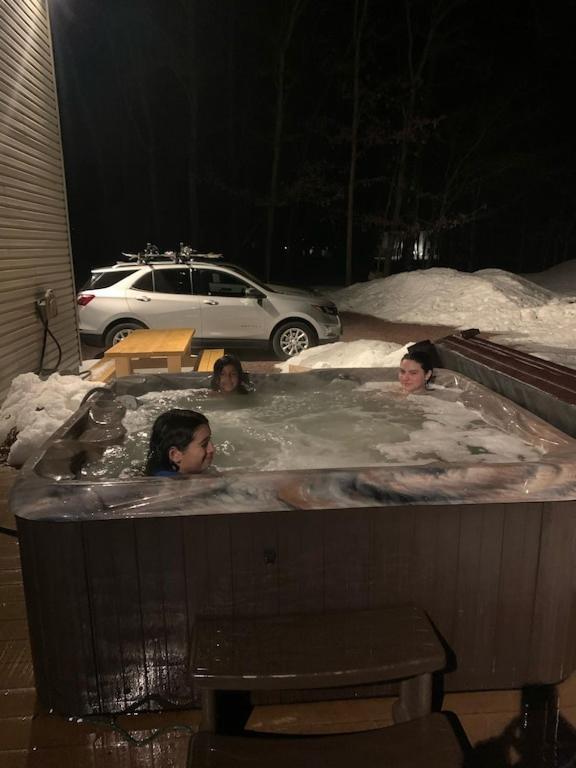 Poconos Harmony Jackfrost Pocono Raceway Camelback Mount Airy Holiday home